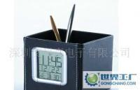 简约多功能笔筒 融合时钟与皮革工艺的实用文具